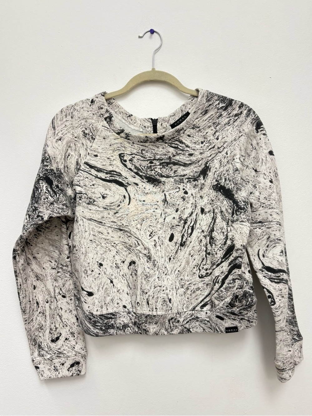 Koral Black & White Marble-Effect Cropped Sweatshirt Fits Like S